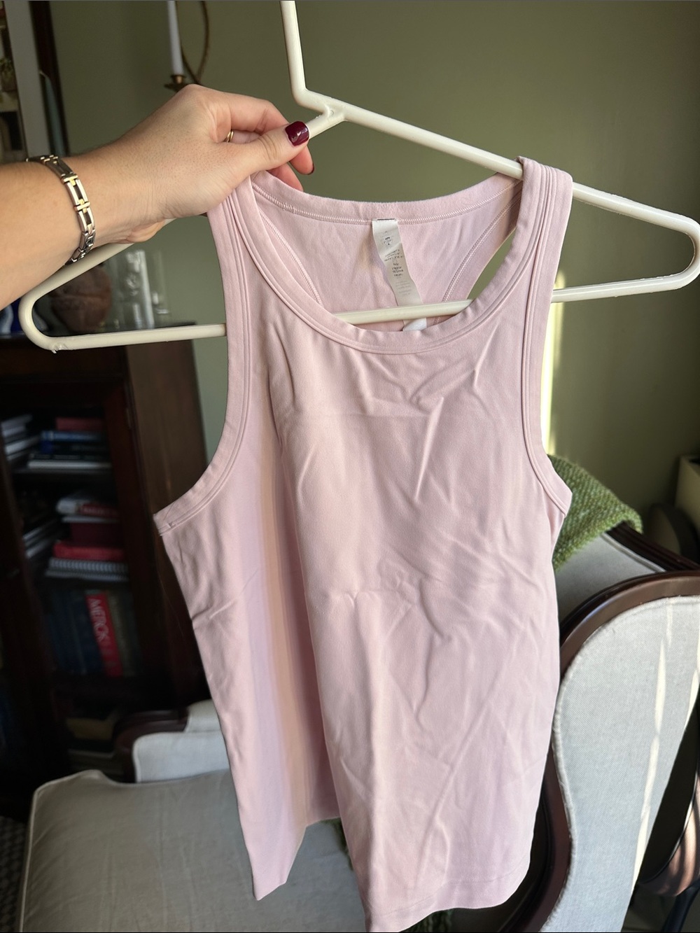 Lululemon Align Tank Women's Sleeveless Scoop Neck Tank Top - Light Pink